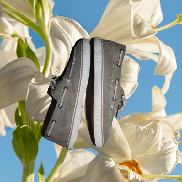 Sperry Top-Sider "Halyard" Shoes - Picture 1 of 16